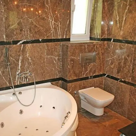 White Village With Jacuzzi And Private Pool Villa Alanya